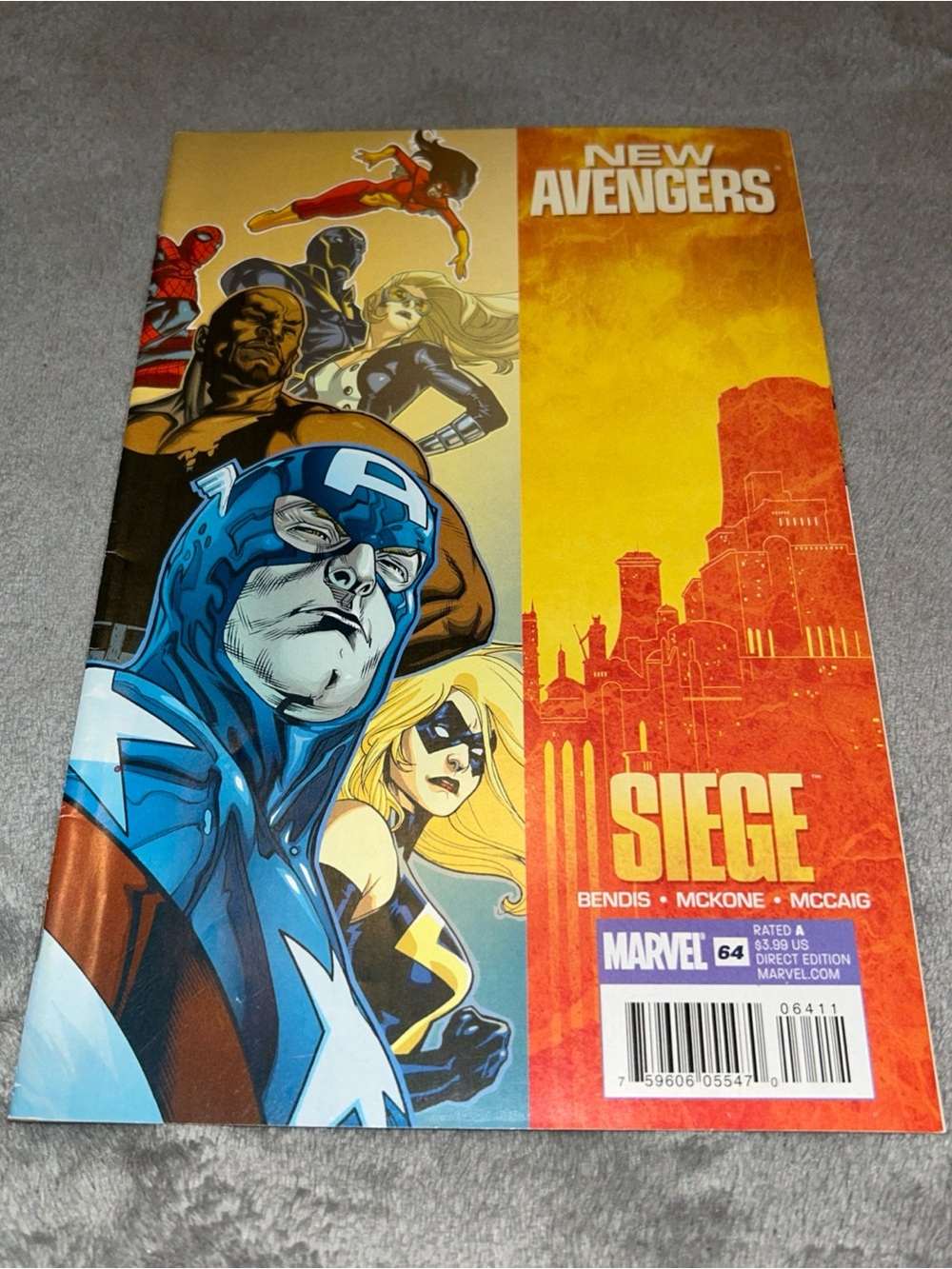 Marvel New Avengers 64 Siege Captain America Ms Marvel Bendis McKone 2010